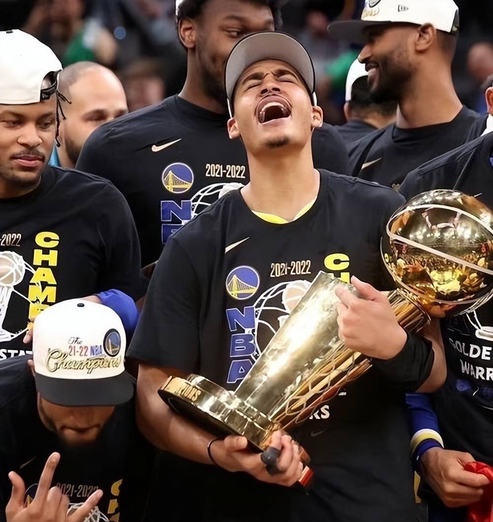 NBA季后赛即将打响，勇士队冲击总冠军