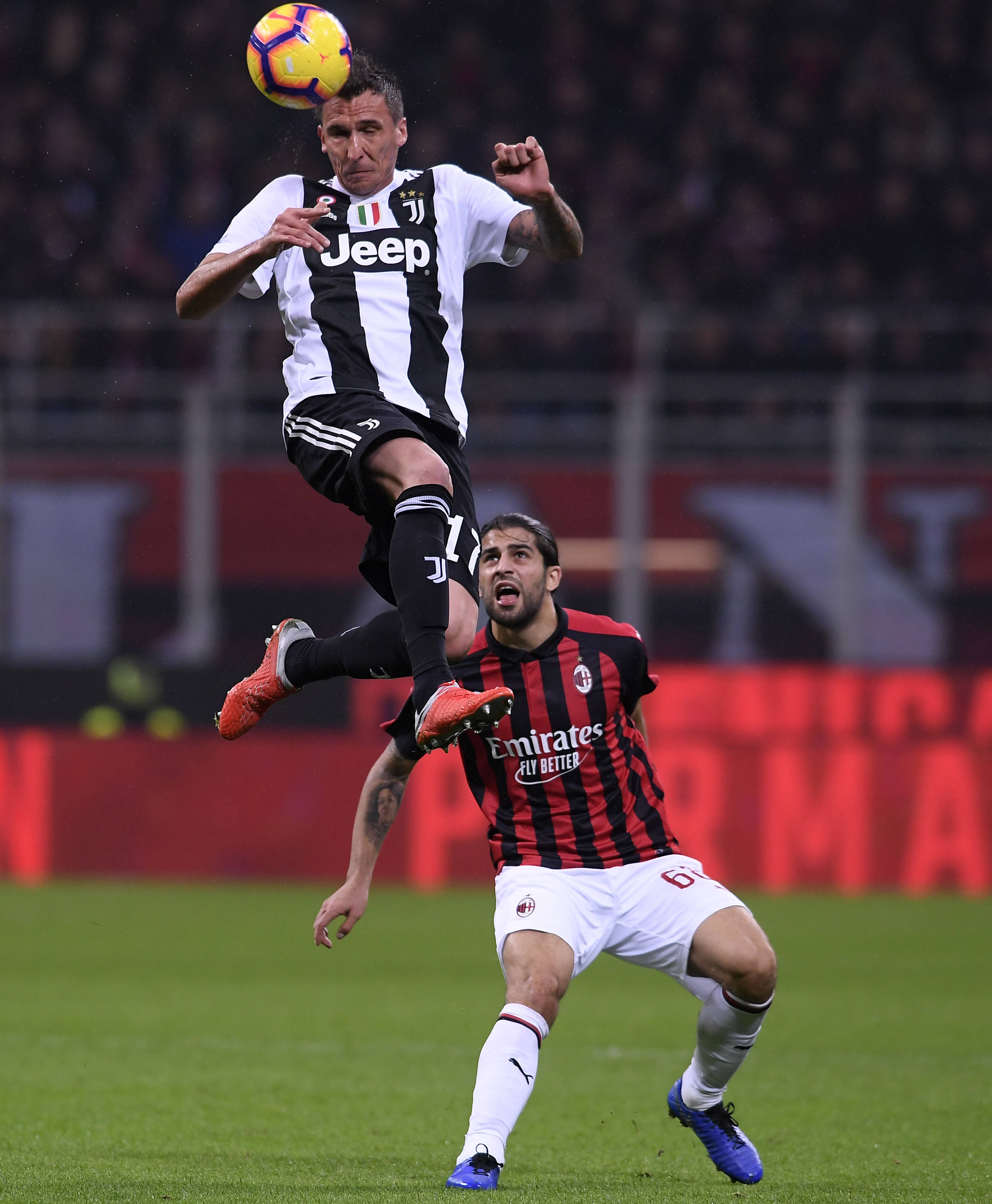 包含尤文图斯中场状态回升，备战强敌应对的词条