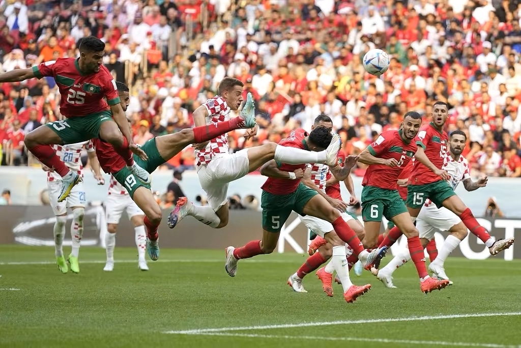 包含恶战连连:演绎激烈的半决赛的词条 包含恶战连连:演绎激烈的半决赛的词条