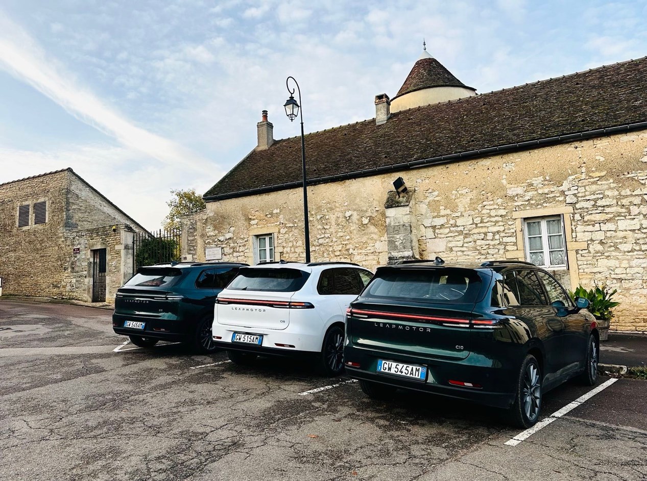 开云体育在线-强者对决：欧洲老牌劲旅交锋的简单介绍