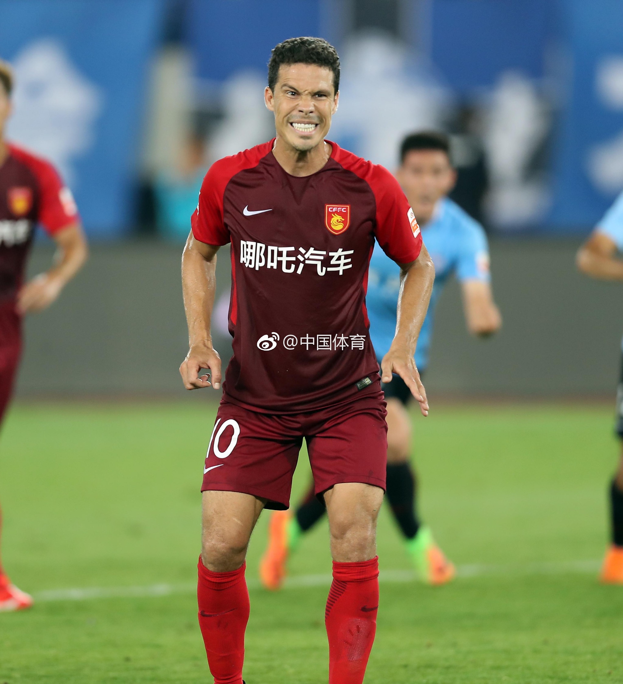 包含河北华夏幸福壮志凌云欲击败大连一方的词条